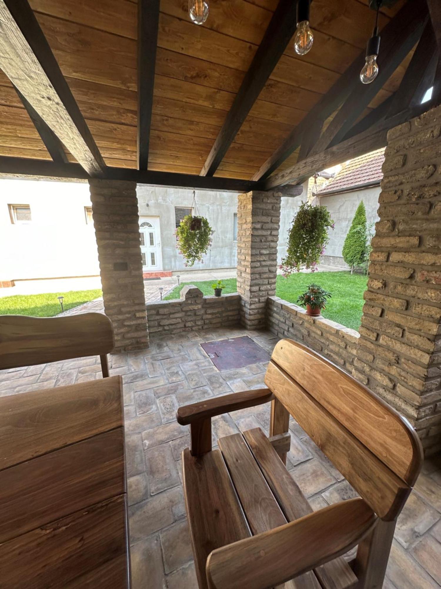 Sobe Tanja Apartment Subotica Exterior photo